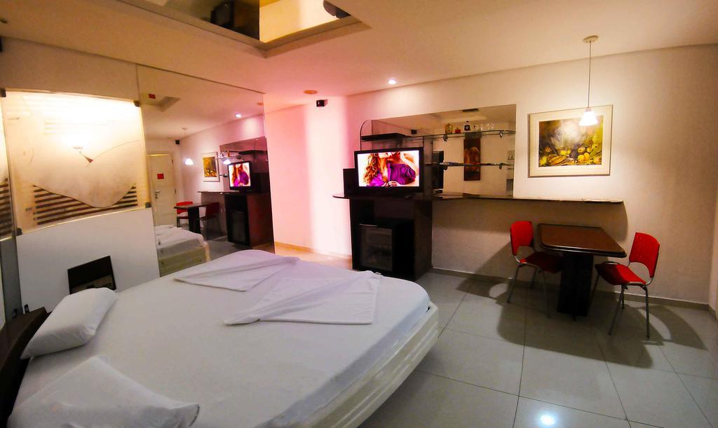 Tititi Motel (Adults Only) オリンダ エクステリア 写真