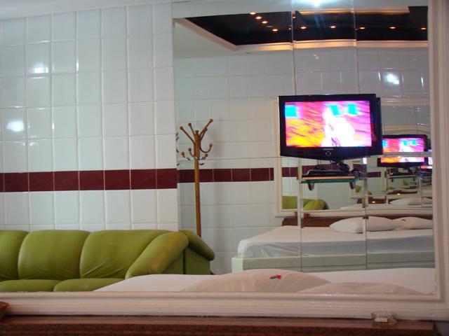 Tititi Motel (Adults Only) オリンダ 部屋 写真